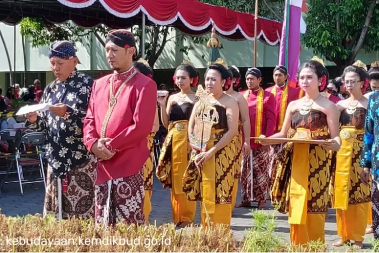 Tradisi Ruwatan